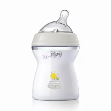   Chicco NaturalFeeling cumisüveg közepes folyású ferde cumival - 250 ml 