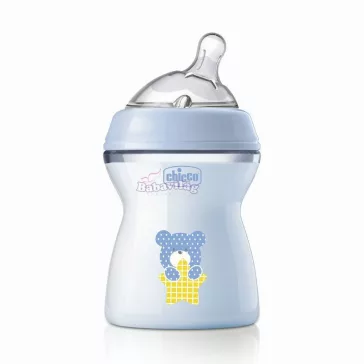   Chicco NaturalFeeling cumisüveg közepes folyású ferde cumival - 250 ml kék