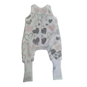 Babysoft kamáslis tipegő hálózsák szivecskés